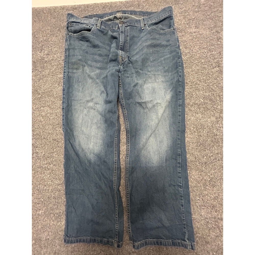 Levis Jeans Mens Size 42x30 Blue 559 Relaxed Straight Leg Denim Casual Pants